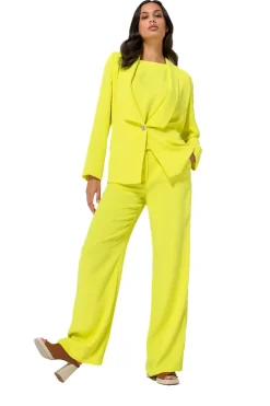 Caroline Biss Tops*1621-80 / Soepelvallende Asymmetrische Korte Top